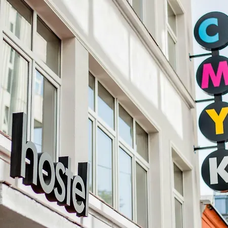אכסניה Cmyk *
